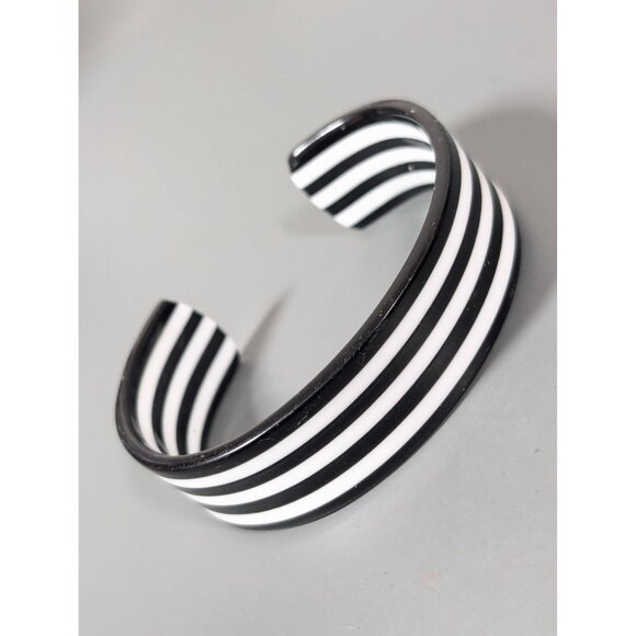 Black White Stripe Lucite Cuff Bracelet 6.5" Classic Modernist - Picture 2 of 8